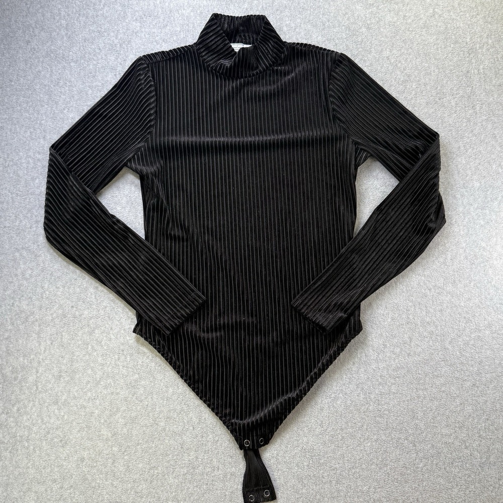 Cara Santana x Nine West Black Velvet Mock Neck Long Sleeve Bodysuit‎ Size S